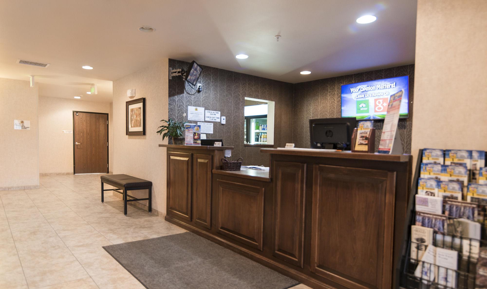 My Place Hotel-Dickinson, Nd Экстерьер фото